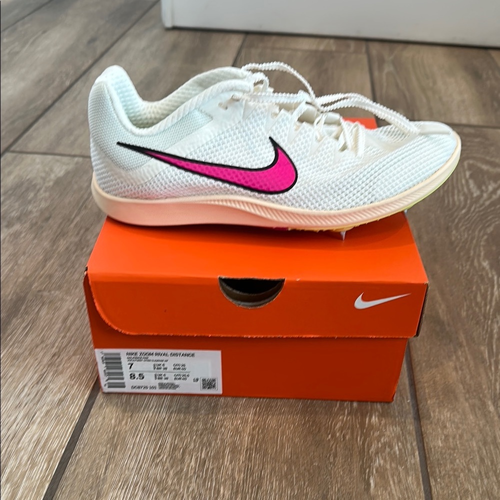 Nike distance rival spikes